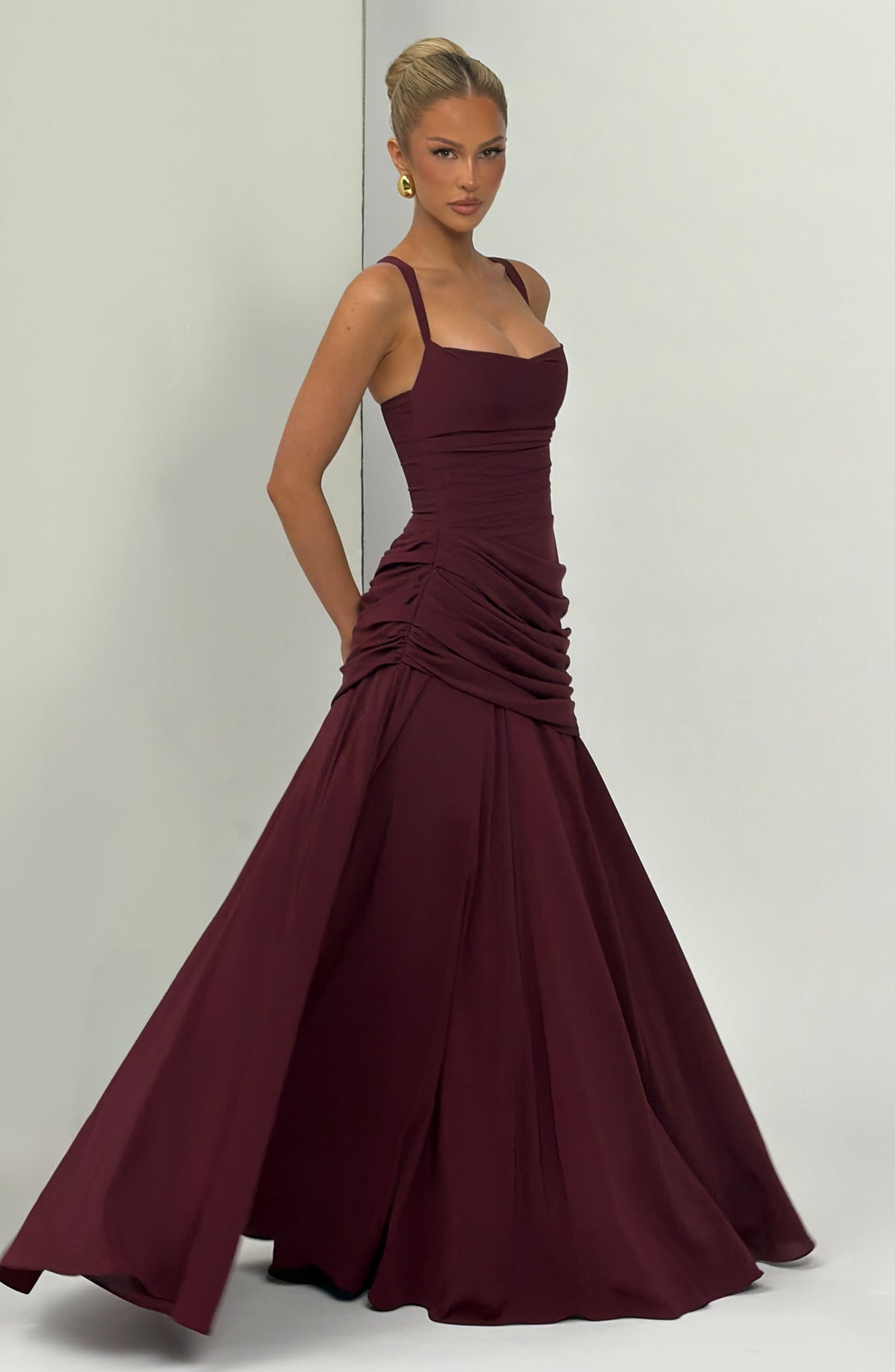 Vestido largo Sura - Cereza lacada